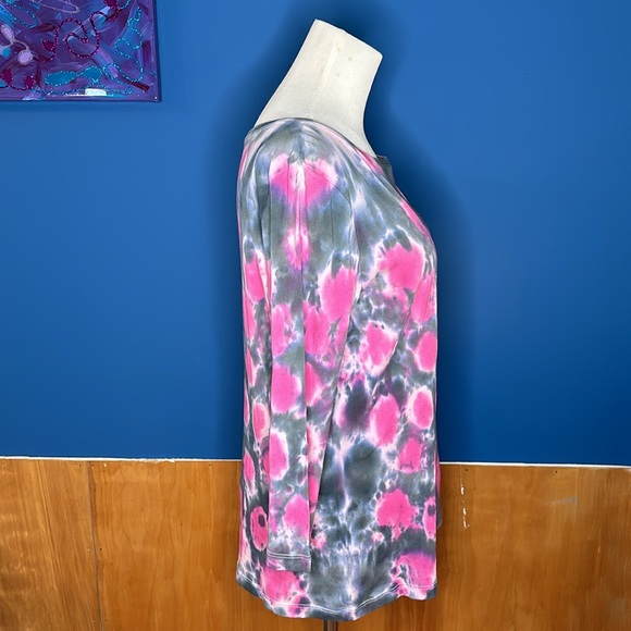 Tye dye 3/4 sleeve shirt - Picture 5 of 7